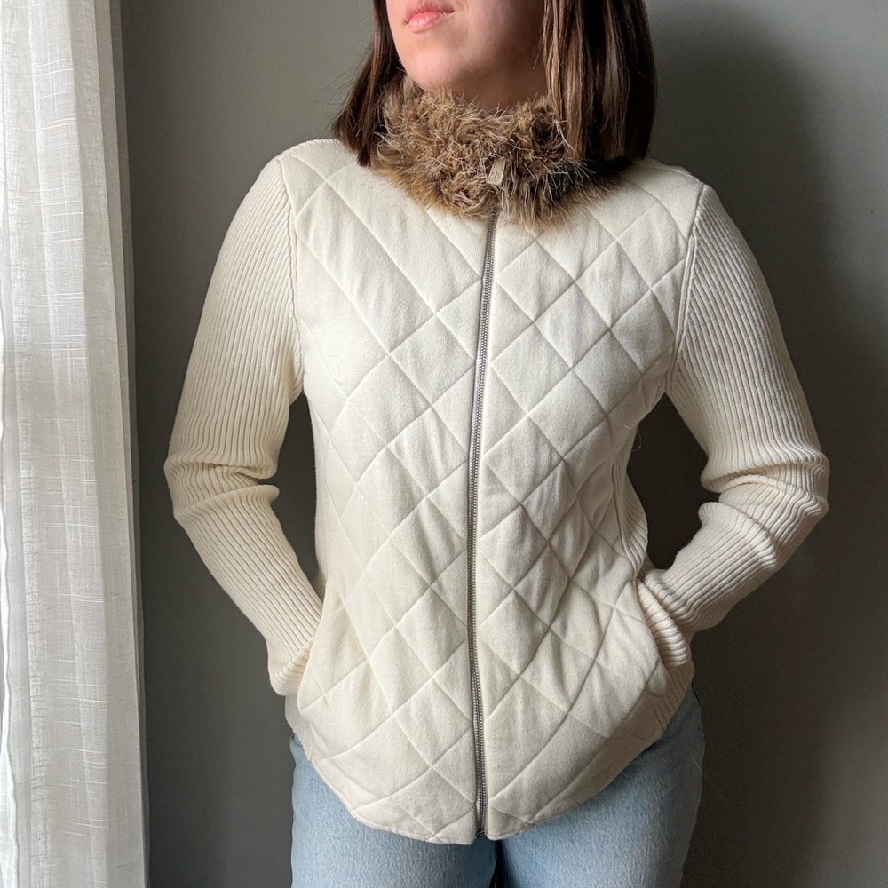 Ralph Lauren Cream Quilted Zip Up Jacket With Faux Fur Collar - Size M
